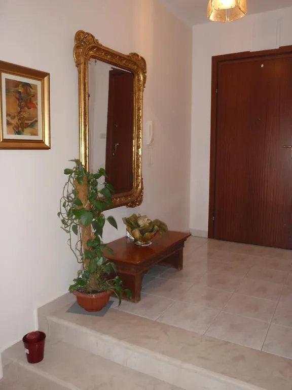 Apartment Mara Split