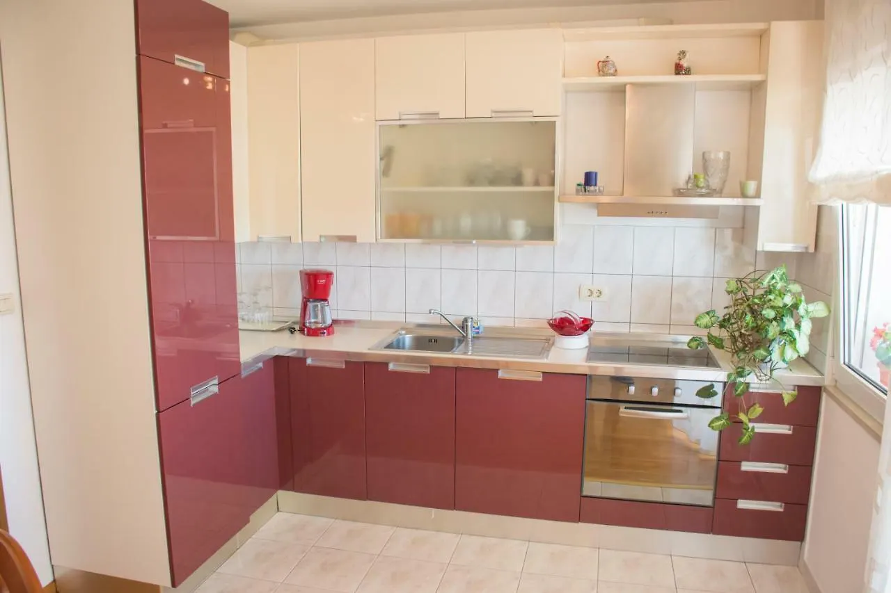 Apartment Mara Split